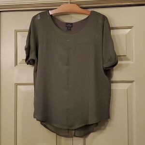 Worthington new with tag green layered top
